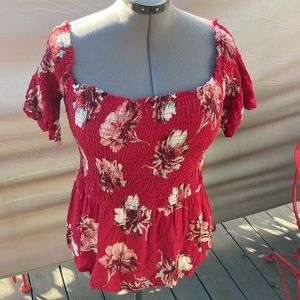 Maurice’s Large Smocked top